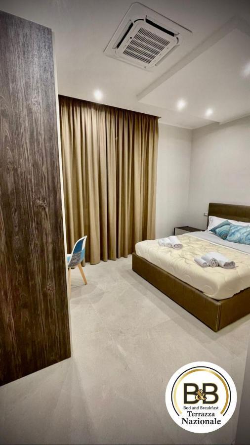 B&B Terrazza Nazionale Nápoly Kültér fotó